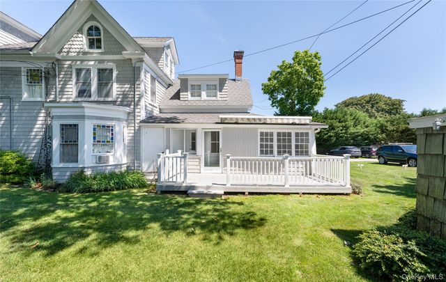 46 Rampasture Road 3, Hampton Bays, NY 11946