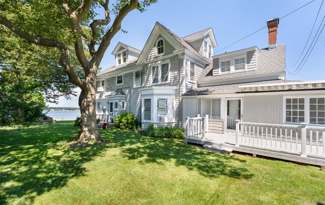 46 Rampasture Road 3, Hampton Bays, NY 11946