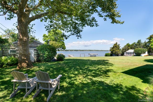 46 Rampasture Road 3, Hampton Bays, NY 11946