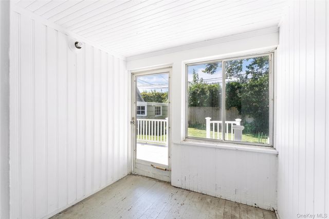 46 Rampasture Road 3, Hampton Bays, NY 11946