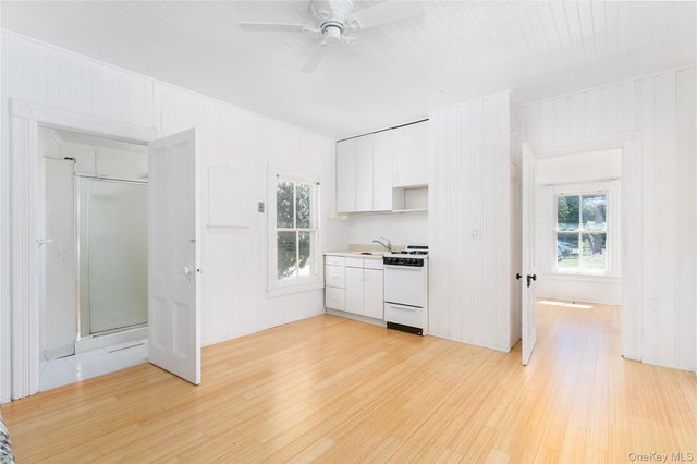 46 Rampasture Road 3, Hampton Bays, NY 11946