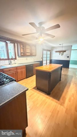 4215 TARA CIR, Upper Chichester, PA 19061