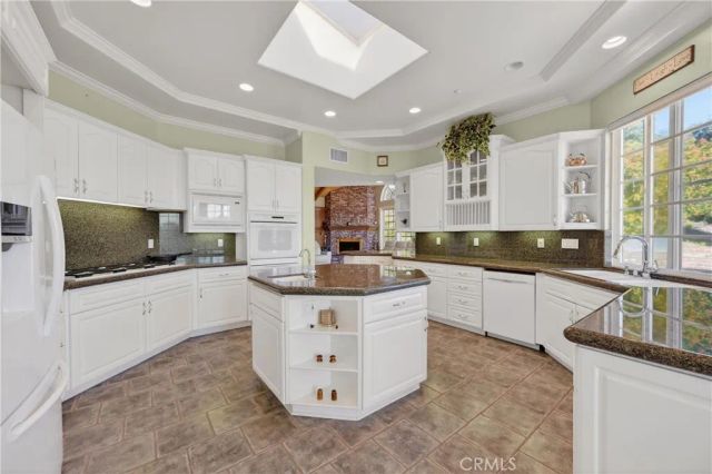 2292 Dos Lomas, Fallbrook, CA 92028