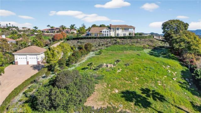 2292 Dos Lomas, Fallbrook, CA 92028