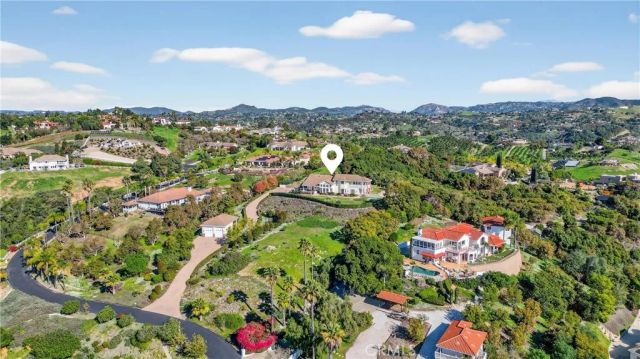 2292 Dos Lomas, Fallbrook, CA 92028