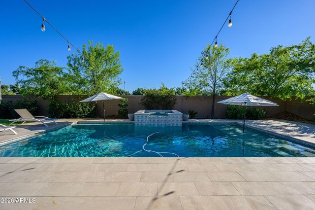 22561 E SENTIERO Court, Queen Creek, AZ 85142