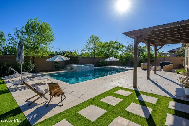 22561 E SENTIERO Court, Queen Creek, AZ 85142