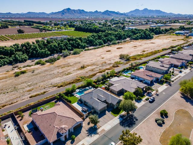 22561 E SENTIERO Court, Queen Creek, AZ 85142