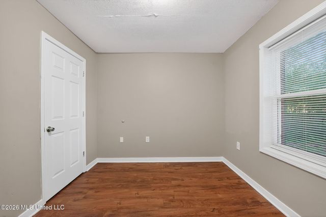 4090 Puckett Road, Jackson, MS 39212