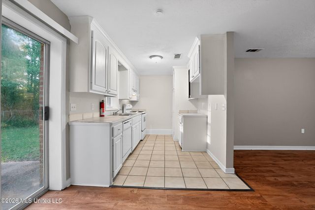 4090 Puckett Road, Jackson, MS 39212