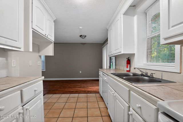 4090 Puckett Road, Jackson, MS 39212