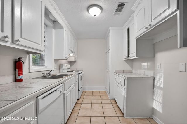 4090 Puckett Road, Jackson, MS 39212