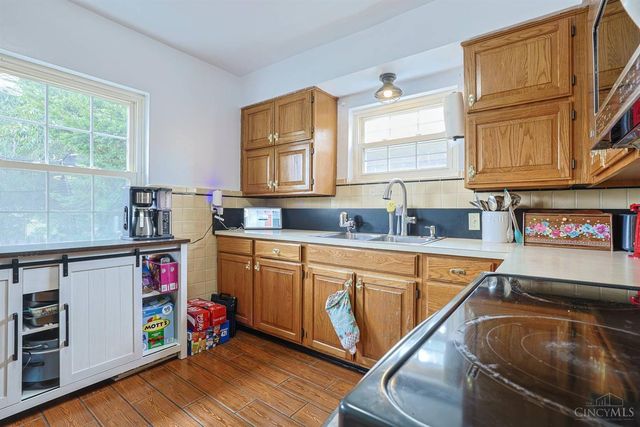 1737 Madison Avenue, Mt Healthy, OH 45231