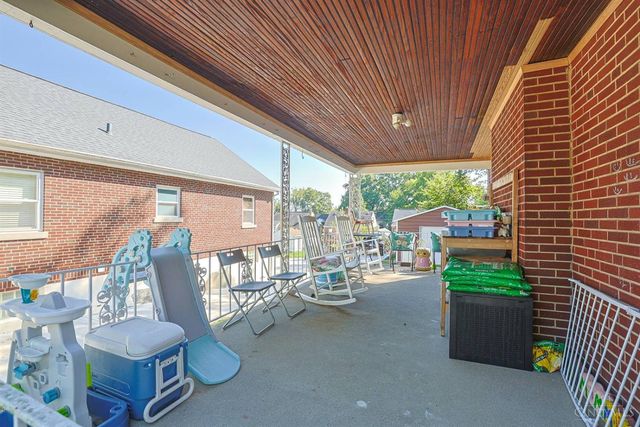 1737 Madison Avenue, Mt Healthy, OH 45231