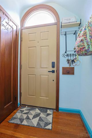 1737 Madison Avenue, Mt Healthy, OH 45231
