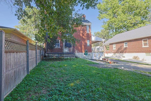1737 Madison Avenue, Mt Healthy, OH 45231