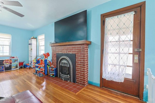 1737 Madison Avenue, Mt Healthy, OH 45231