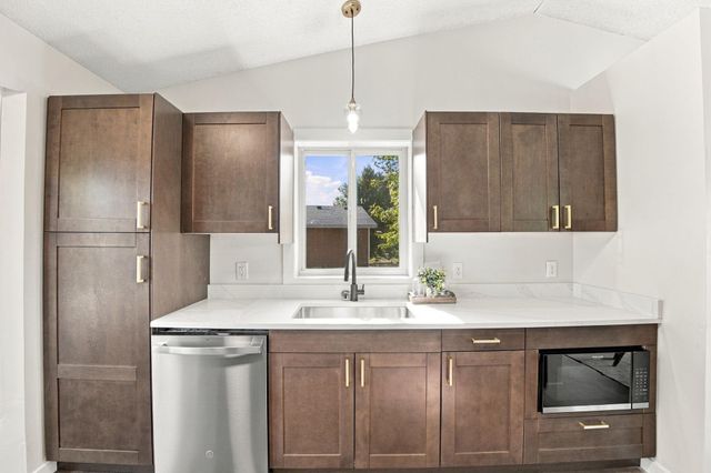 18214 Ironton Street NW, Elk River, MN 55330