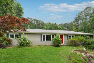 1926 Parkwood Road, Snellville, GA 30078