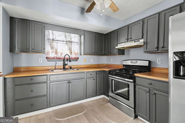 8577 Jamestown Way, Jonesboro, GA 30238