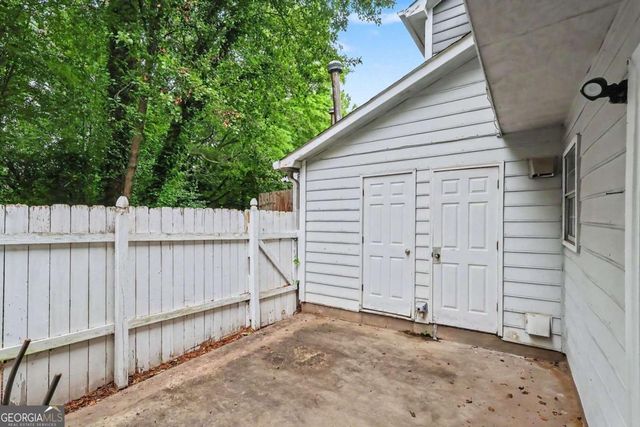 8577 Jamestown Way, Jonesboro, GA 30238