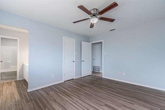 302 West Court, Glenn Heights, TX 75154