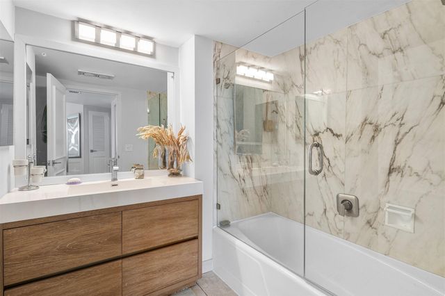 3000 Holiday Drive 1605, Fort Lauderdale, FL 33316