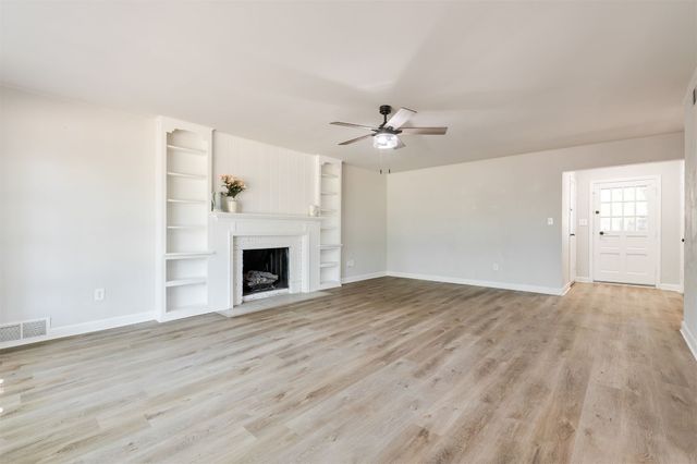 2424 Ashley Drive, The Village, OK 73120