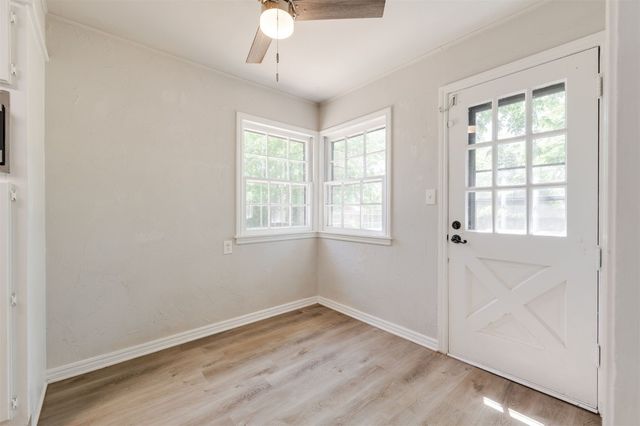 2424 Ashley Drive, The Village, OK 73120