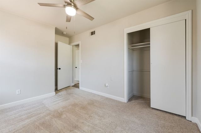 2424 Ashley Drive, The Village, OK 73120