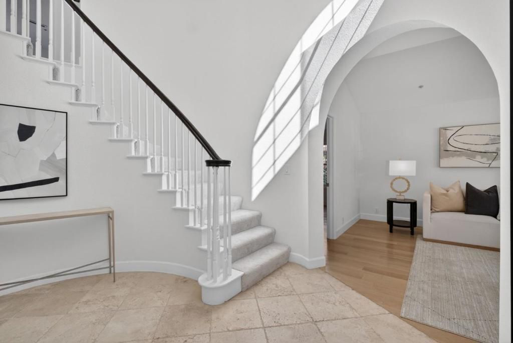 Image 4 of property listing at 769 Inverness Way, Sunnyvale, CA 94087