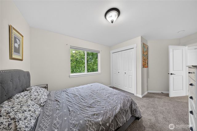 1402 N 14th St, Mount Vernon, WA 98273