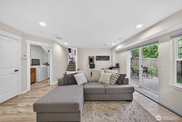 1402 N 14th St, Mount Vernon, WA 98273