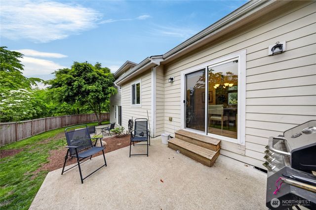 1402 N 14th St, Mount Vernon, WA 98273