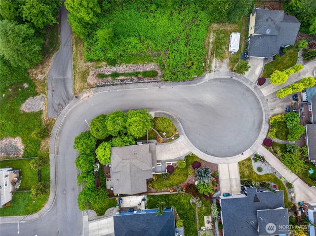 1402 N 14th St, Mount Vernon, WA 98273