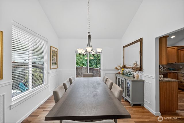1402 N 14th St, Mount Vernon, WA 98273
