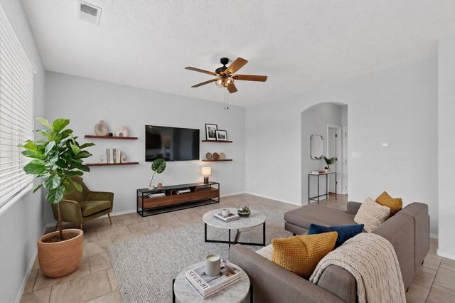 5909 Mafraq Avenue NW, Albuquerque, NM 87114