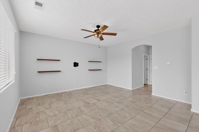 5909 Mafraq Avenue NW, Albuquerque, NM 87114