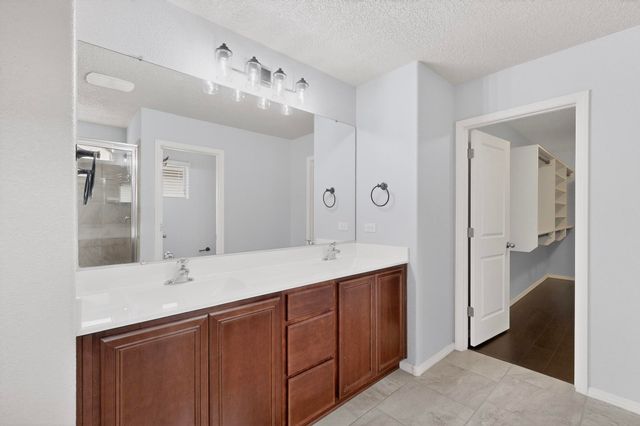 5909 Mafraq Avenue NW, Albuquerque, NM 87114