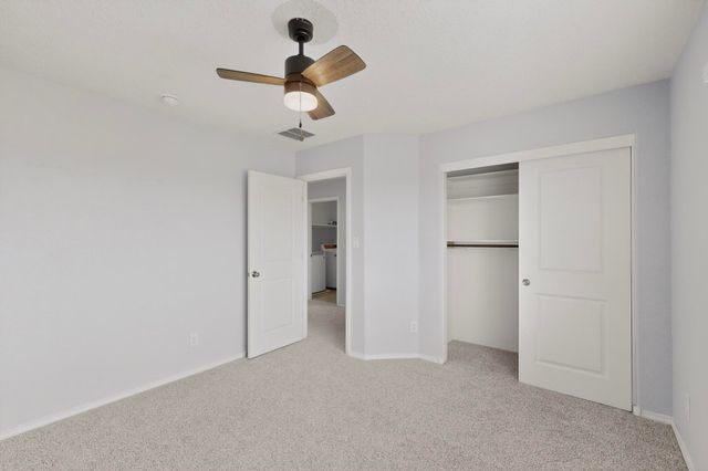 5909 Mafraq Avenue NW, Albuquerque, NM 87114