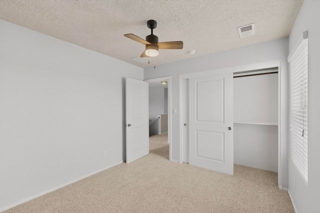 5909 Mafraq Avenue NW, Albuquerque, NM 87114