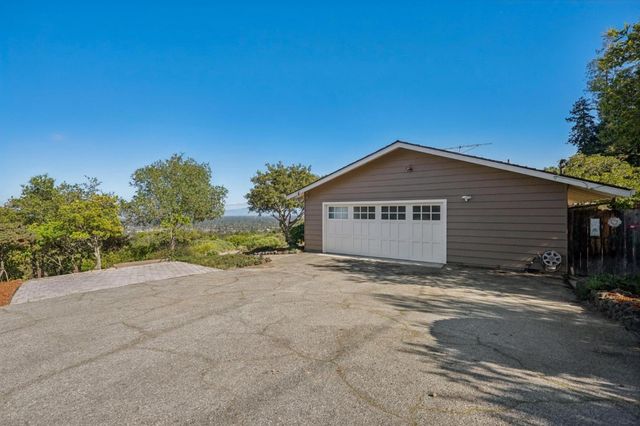 199 Brookwood Road, Woodside, CA 94062