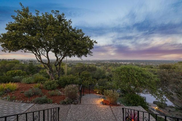 199 Brookwood Road, Woodside, CA 94062