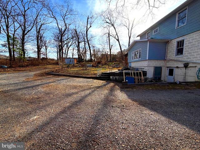 14710 HOWARD ST, Cresaptown, MD 21502