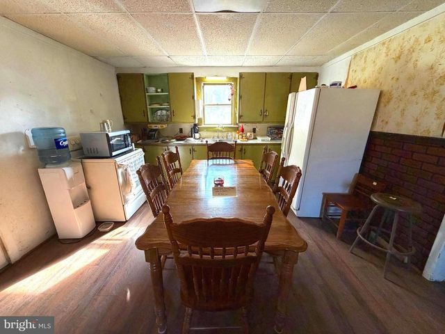 14710 HOWARD ST, Cresaptown, MD 21502