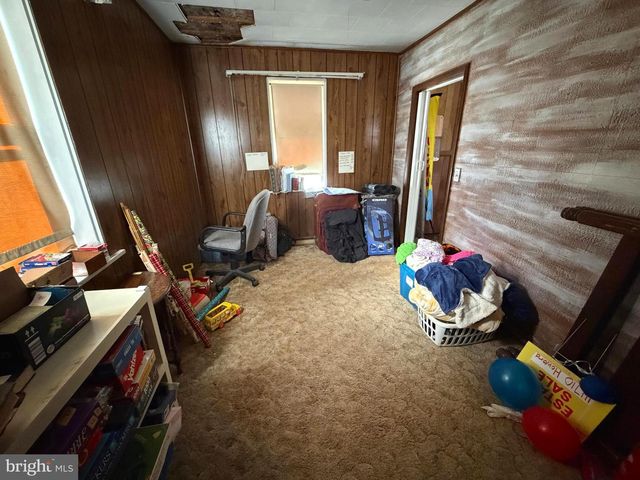 14710 HOWARD ST, Cresaptown, MD 21502