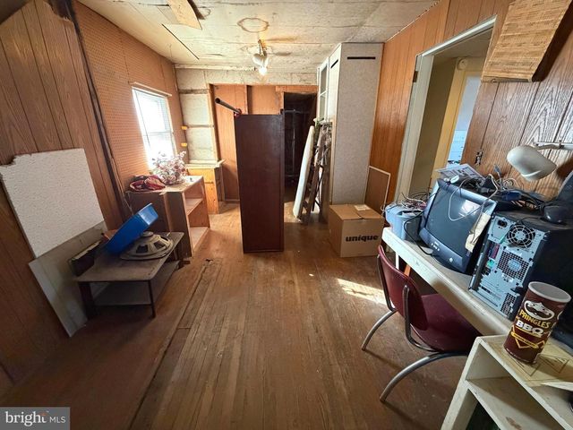 14710 HOWARD ST, Cresaptown, MD 21502