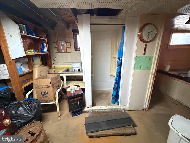 14710 HOWARD ST, Cresaptown, MD 21502