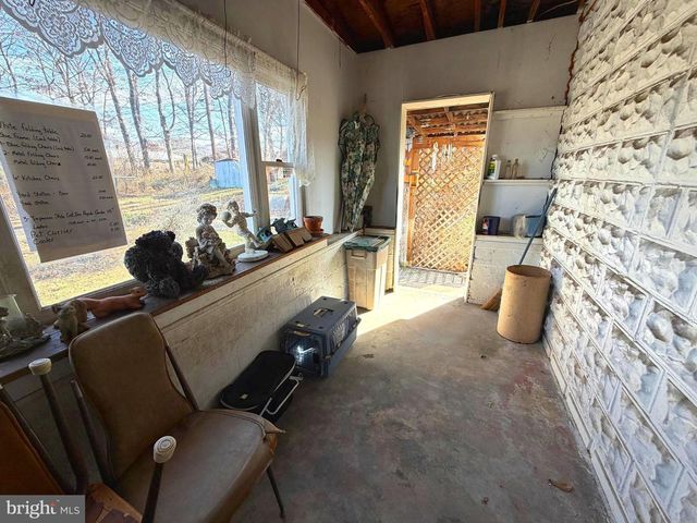 14710 HOWARD ST, Cresaptown, MD 21502