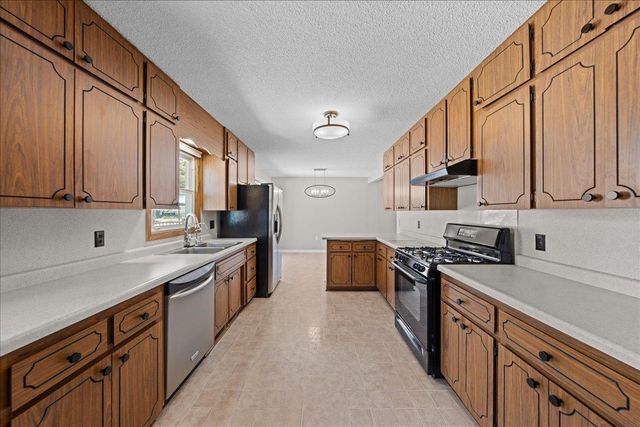 2567 Clarence Street, Maplewood, MN 55109